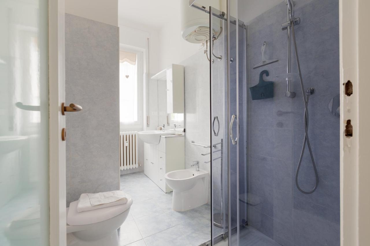 Apartment With Balcony -Bisceglie Red Line Subway Milan Extérieur photo
