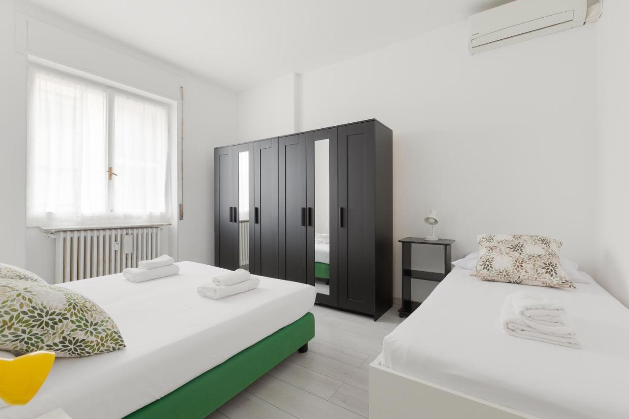 Apartment With Balcony -Bisceglie Red Line Subway Milan Extérieur photo